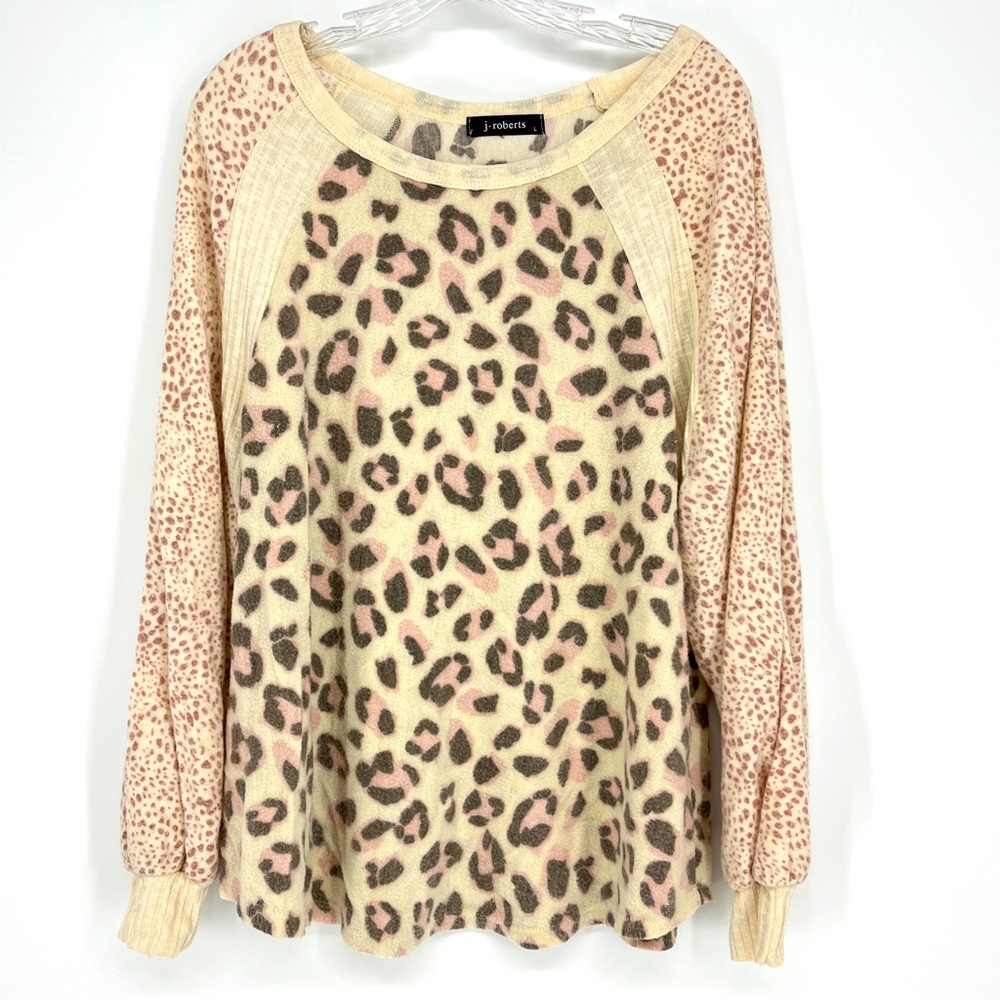 J. Roberts Cheetah Print Fuzzy Long Sleeve Shirt Pink Cream Size Large